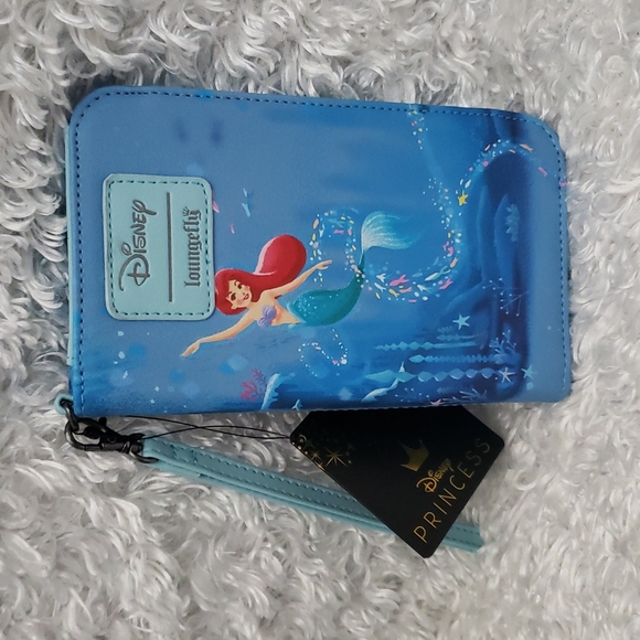 NWT Loungefly Little Mermaid Ariel and Sisters set - Picture 10 of 16
